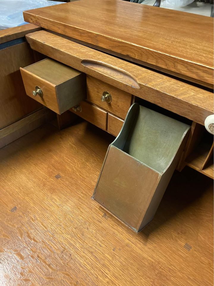Antique Rolltop Desk small drawers