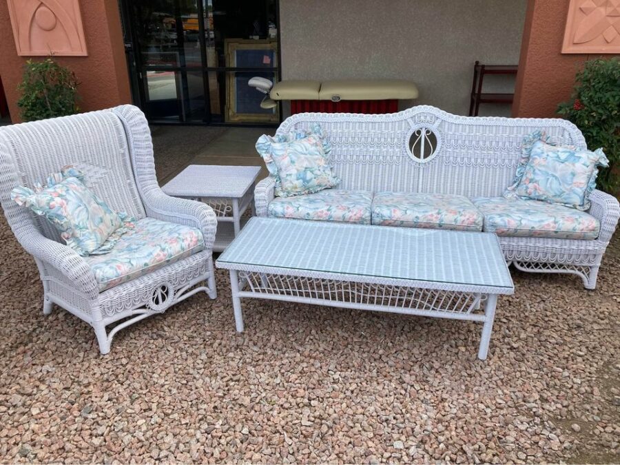 Henry Link Wicker Furniture Set
