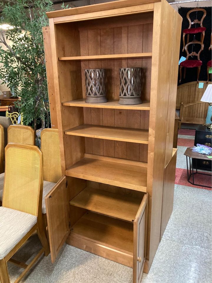 Ethan Allen Matching Desk and Bookcase cabinet