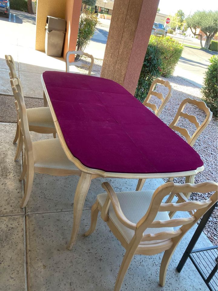 extendable dining table with 6 chairs