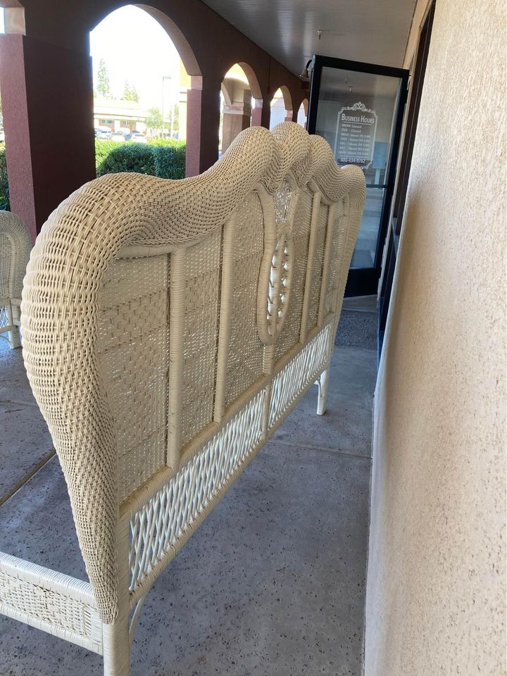 King Size White Wicker Headboard with Footboard and Rails back