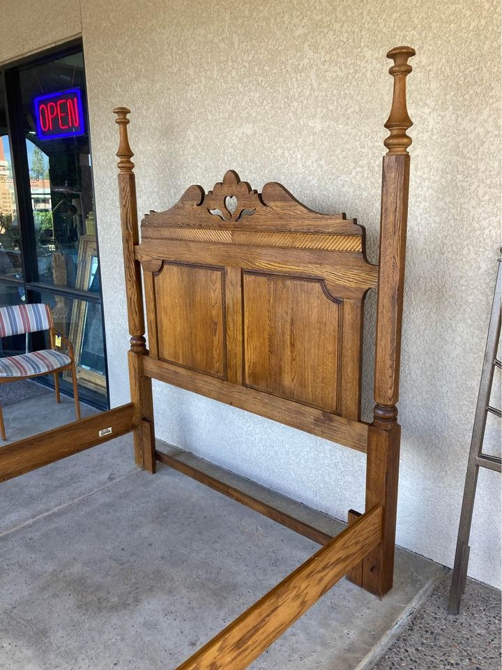 Queen Size Oak Four Poster Bed Frame