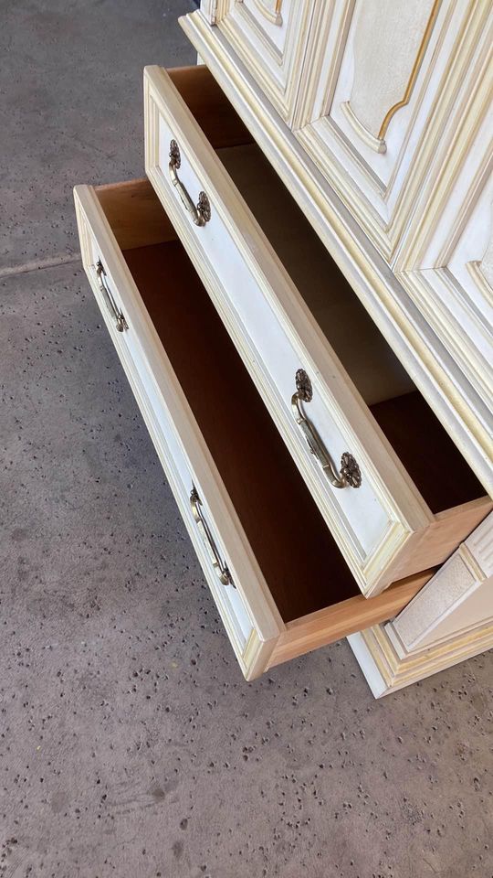 Vintage Drexel Cabinet Dresser drawers