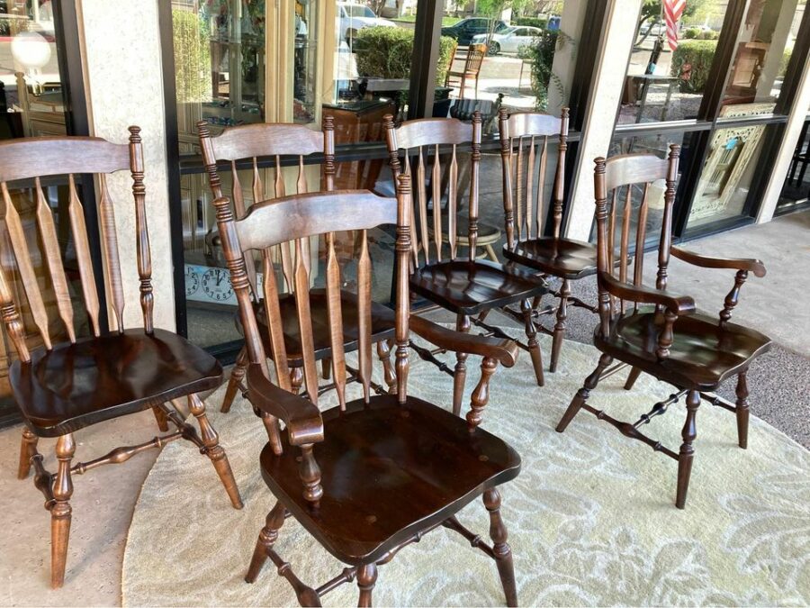 Ethan Allen Early American Dining Chairs Set