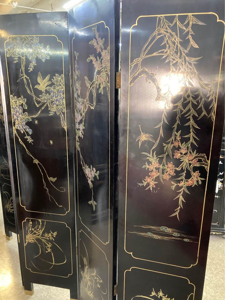 Black Lacquer Oriental Screen plants detail 1