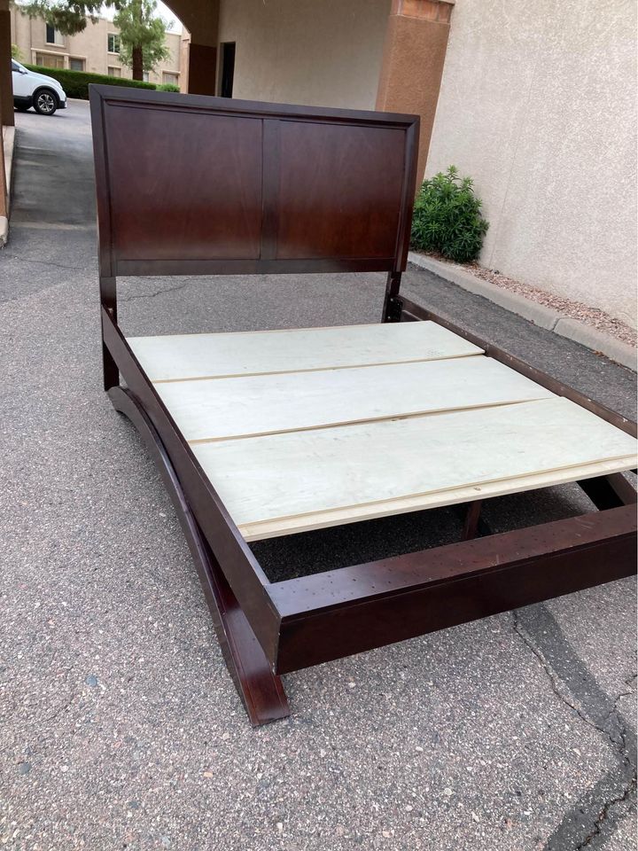 Modern Queen Platform Bed Frame