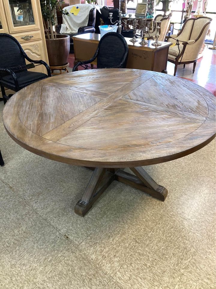 Modern Round Wooden Dining Table