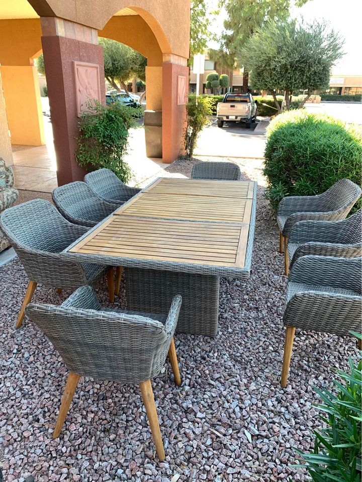 Outdoor Patio Table With 8 Chairs