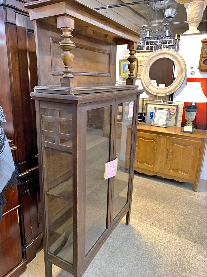 Antique Display Cabinet with Shelf side