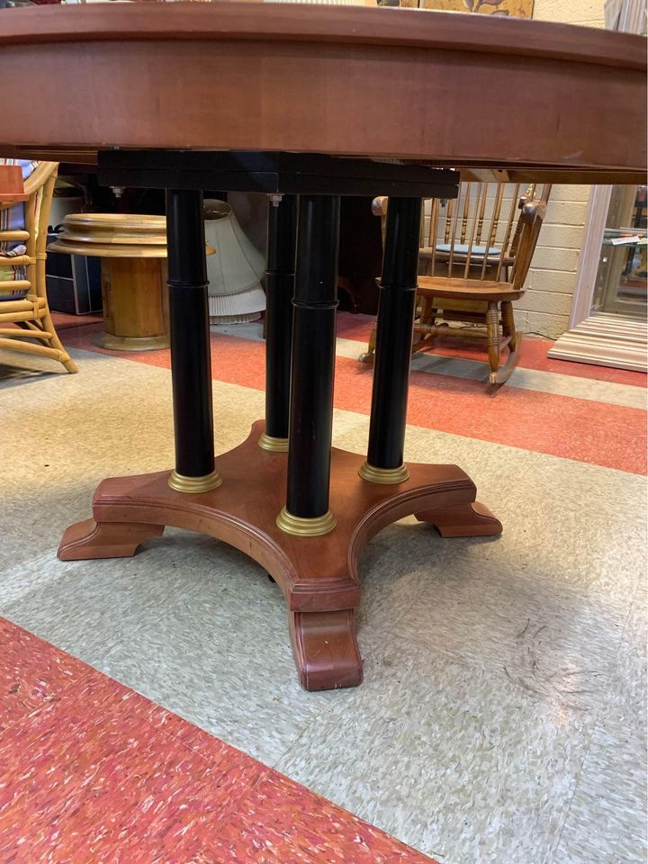 Extendible Oval Dining Table base