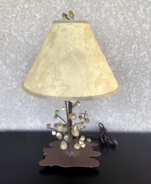 Aspen Leaf Iron Table Lamp