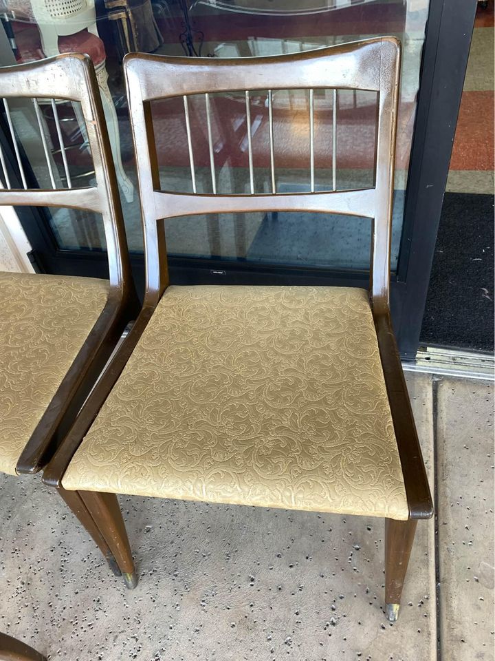 Mid-Century Modern Dining Chairs Set single