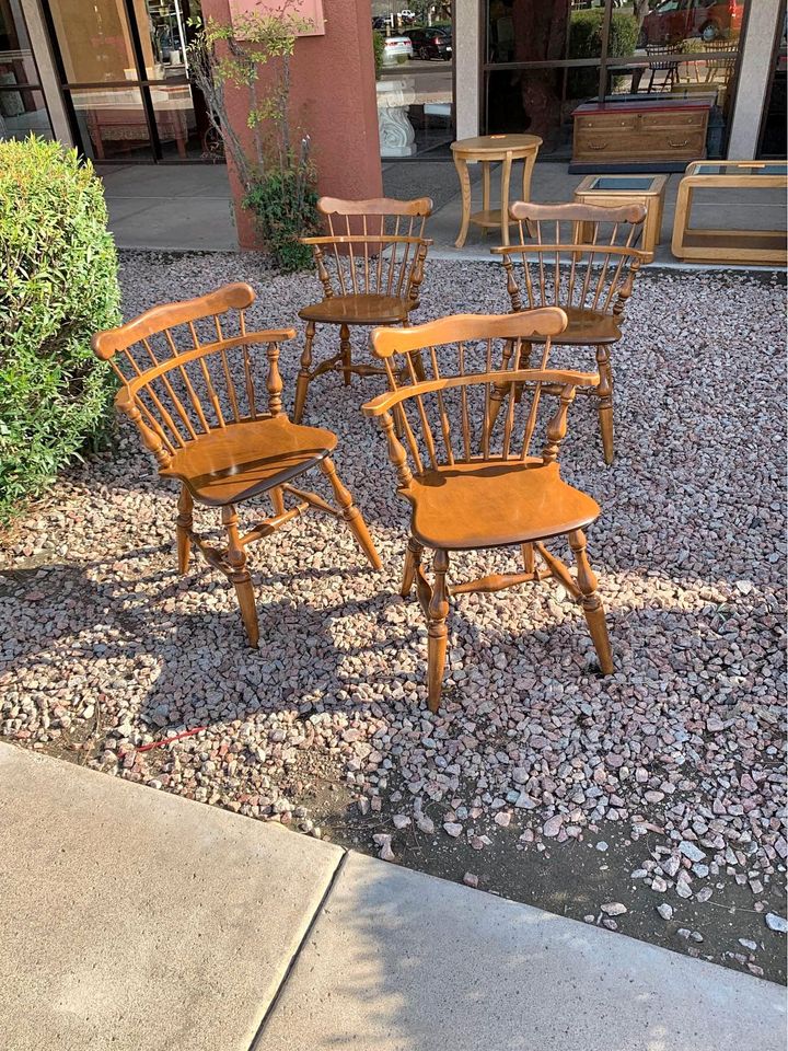 Early American Style Dining Chairs