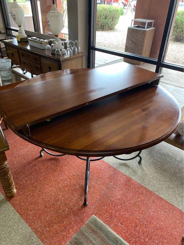 Ethan Allen Round Dining Table leaf