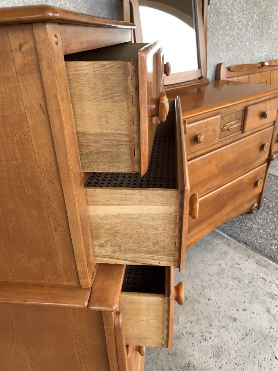 4-Piece Airplane Bedroom Set drawers