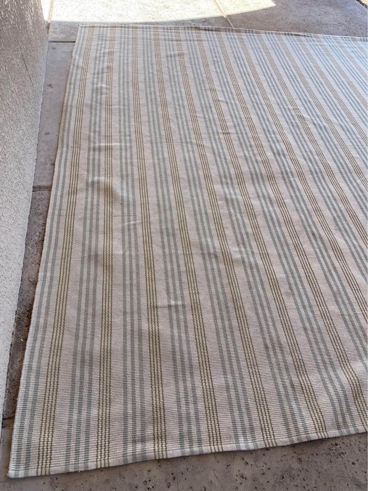 Striped Flat Weave Rug corner