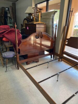 Queen Size 4 Poster Bed
