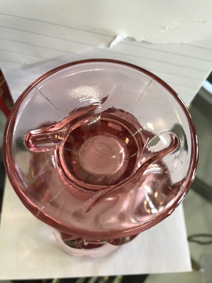 Fenton Ocean Waves Pink Glass Vase base