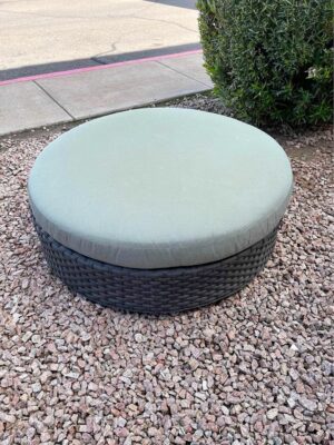 Lane Venture Round Ottoman