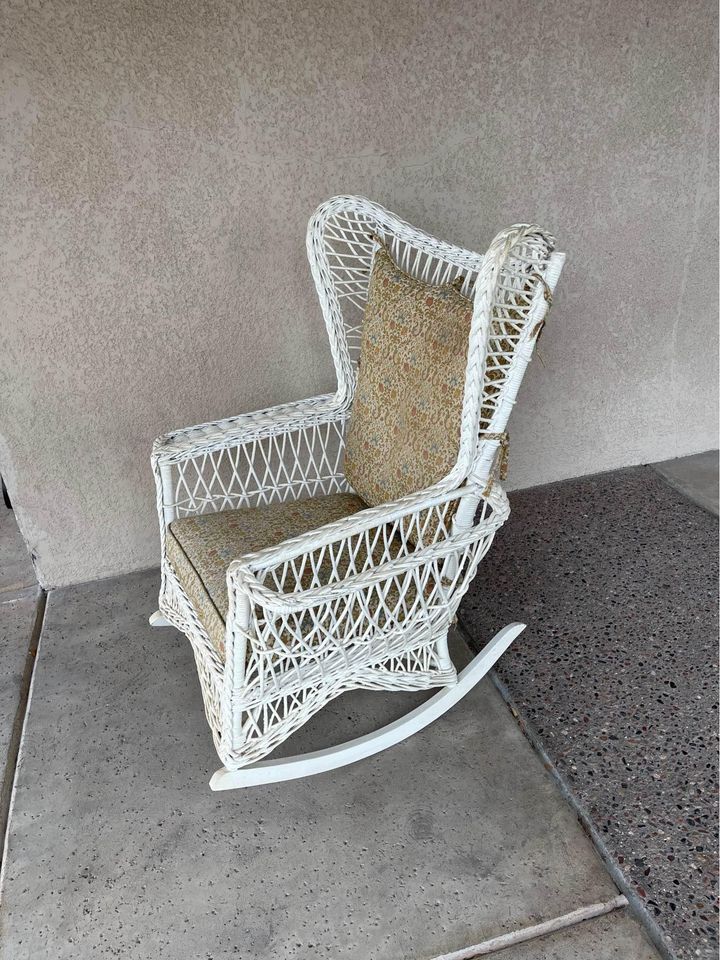 White Wicker Rocker with Magazine Holder Armrest
