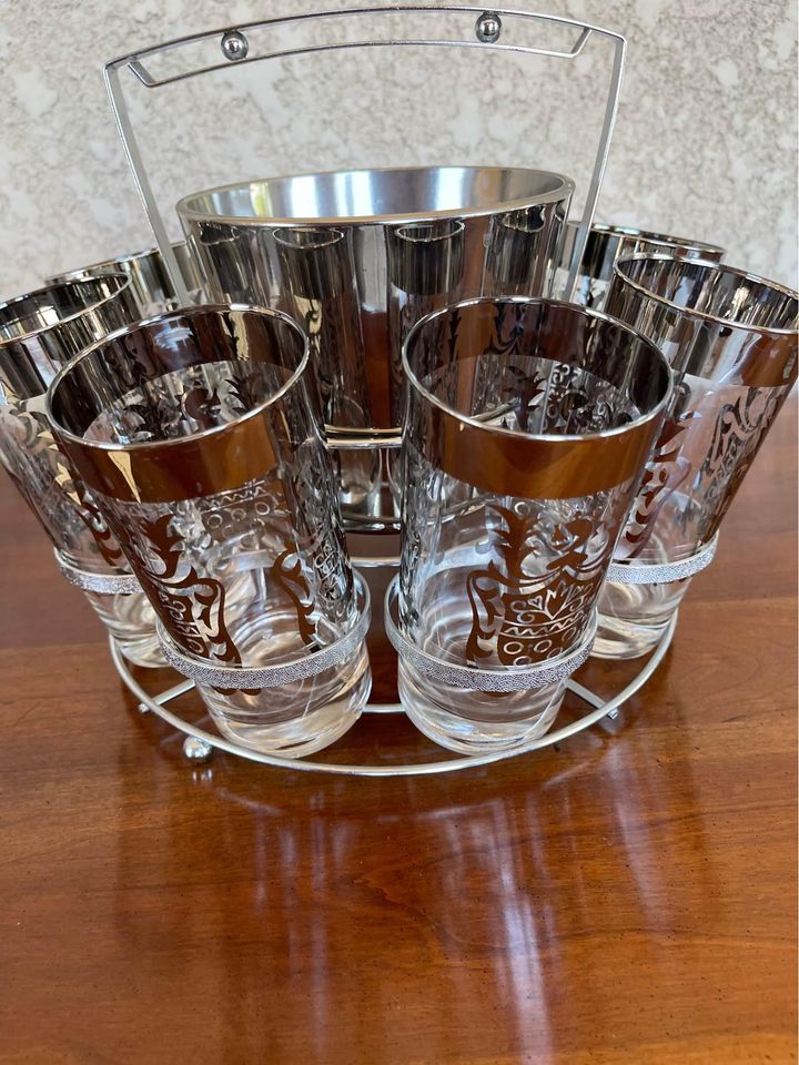 Barware Set - Glasses and Holder