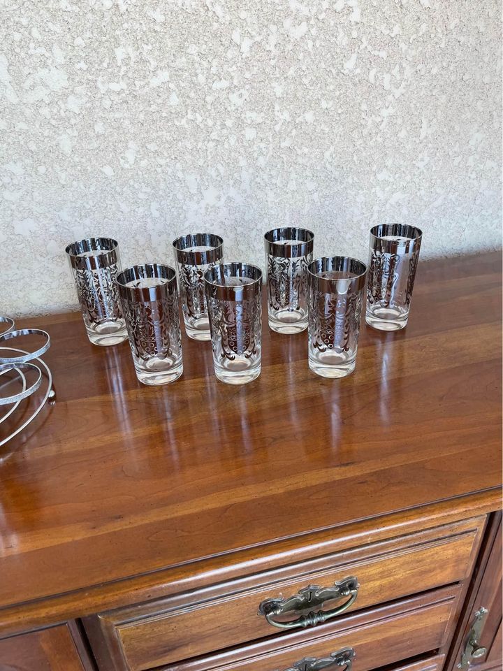Barware Set - Glasses and Holder