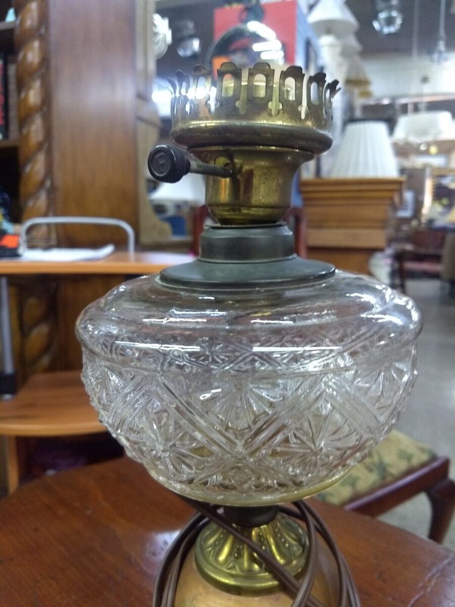 Antique Sandwich Glass Electric Lamp