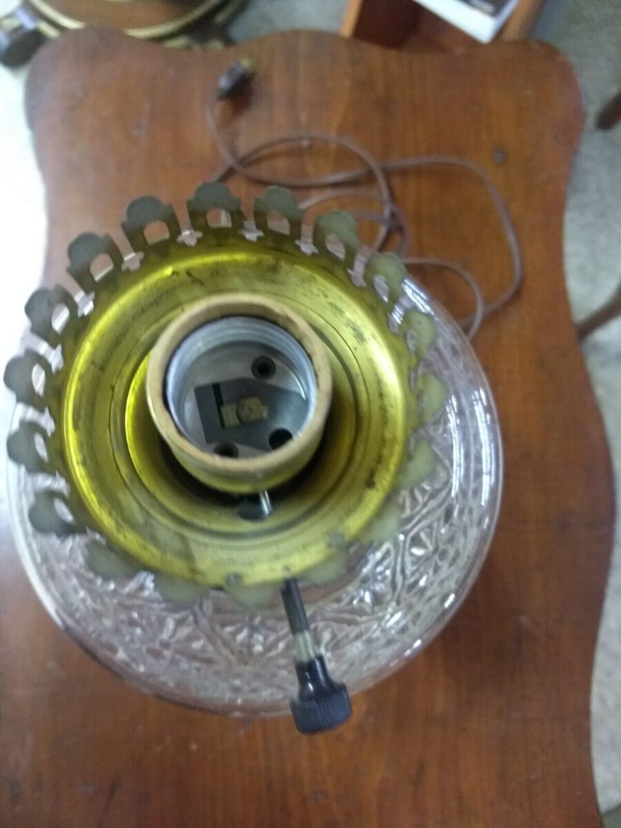 Antique Sandwich Glass Electric Lamp