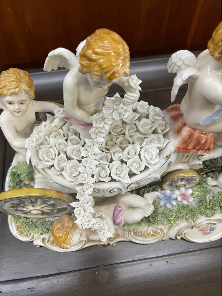 Vintage Dresden China Carriage