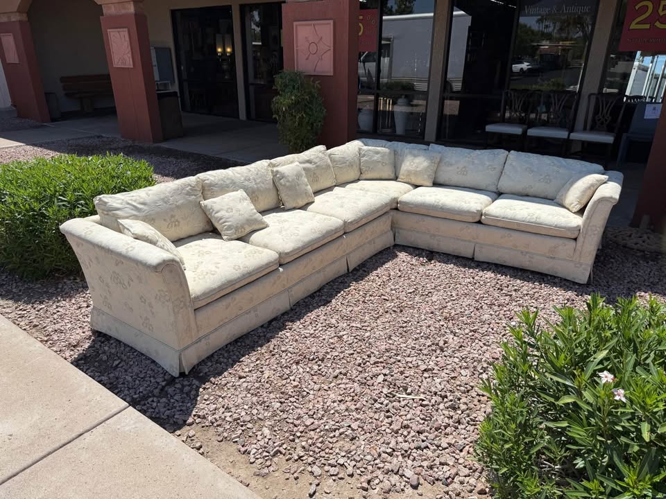 Drexel Heritage Sectional Sofa - Got Legs Furniture & Décor