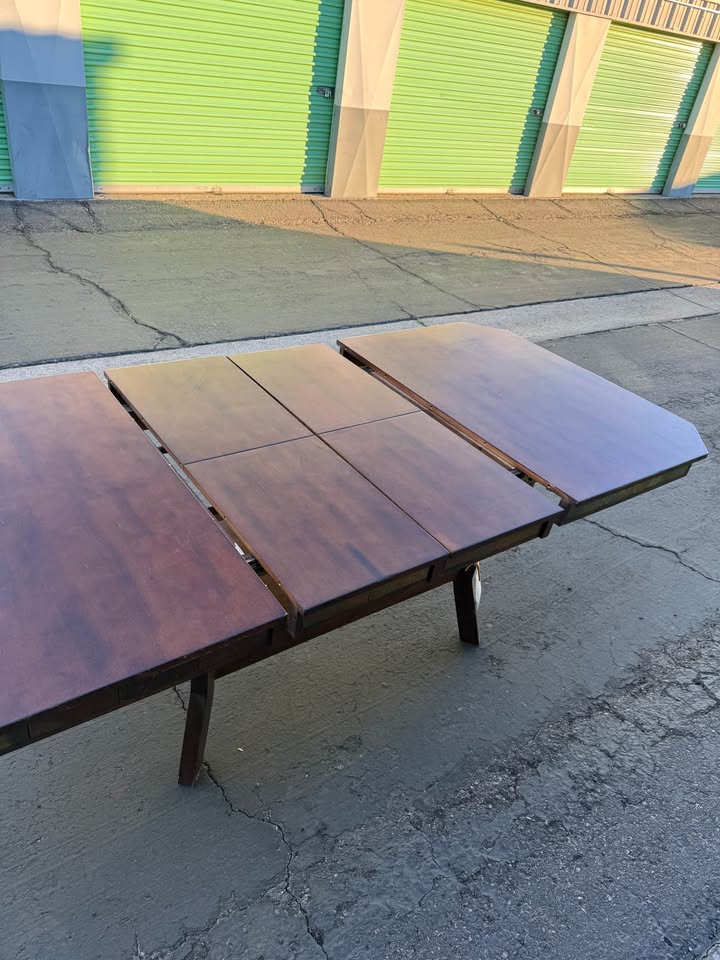 Expandable Dining Table with Slate Edges leaves Expandable Dining Table with Slate Edges