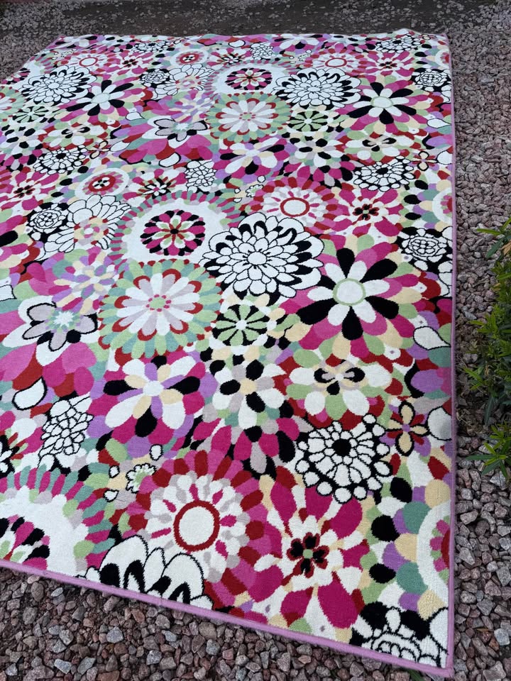 Stark Missoni Fleury Multicolor Flower Rug