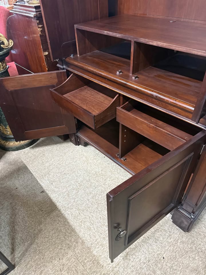 Baker Milling Road Entertainment Cabinet