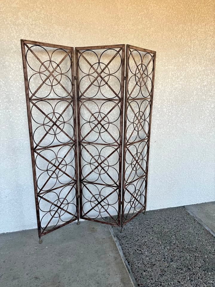 Iron Room Screen