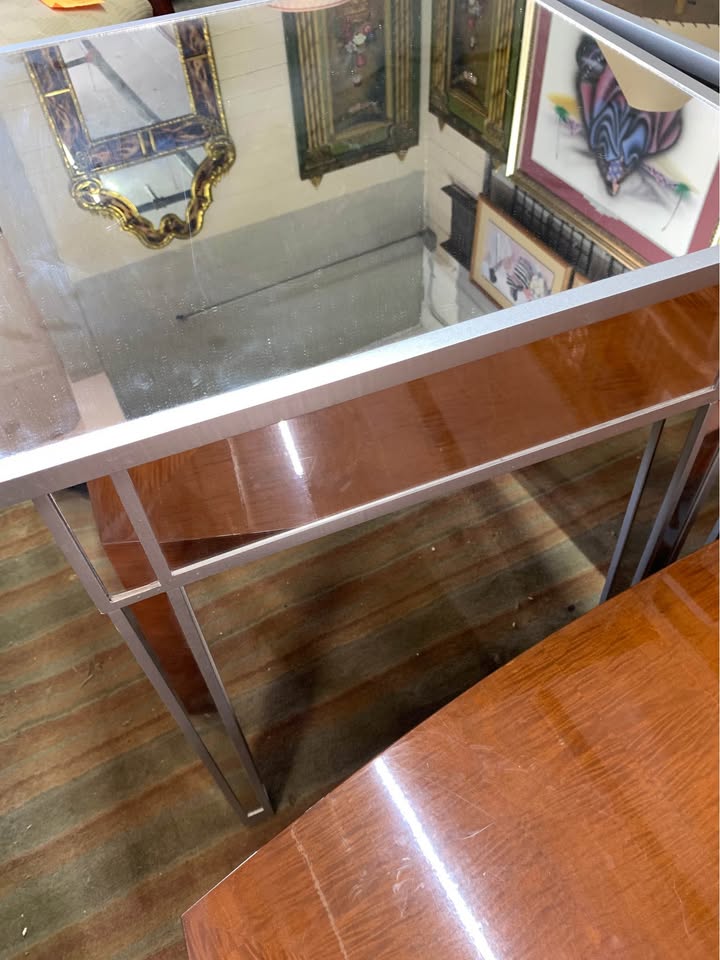 Pair of Mirrored Nightstands top Pair of Mirrored Nightstands