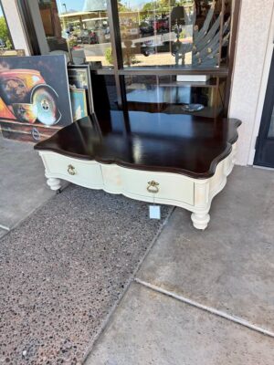 Thomasville Brunello Cocktail Coffee Table Thomasville Brunello Cocktail Coffee Table