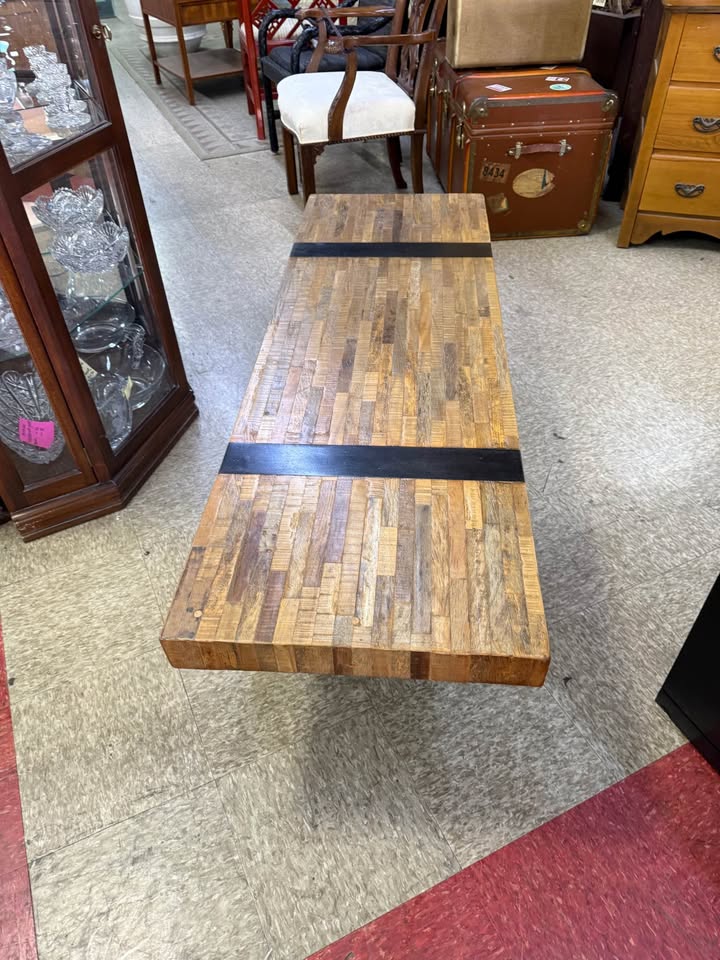 Crate and Barrel Seguro Coffee Table