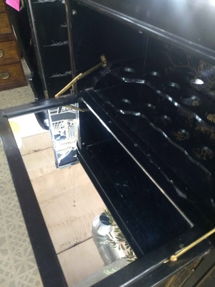 Chinoiserie Black Lacquer Liquor Cabinet