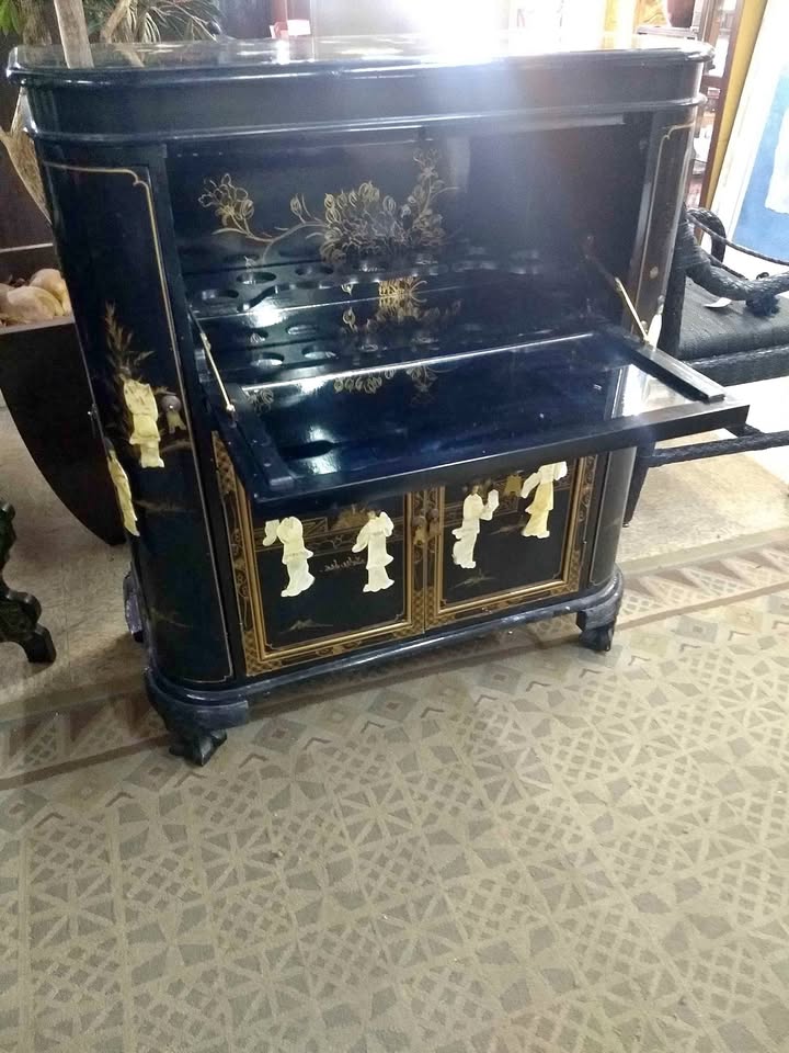 Chinoiserie Black Lacquer Liquor Cabinet