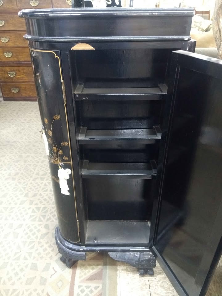 Chinoiserie Black Lacquer Liquor Cabinet
