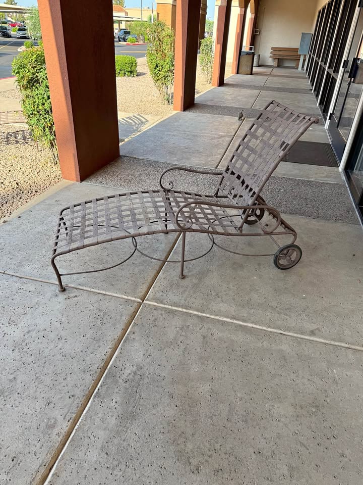 Pair of Vintage Iron Lounge Chairs Pair of Vintage Iron Lounge Chairs