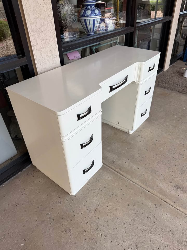 White Desk