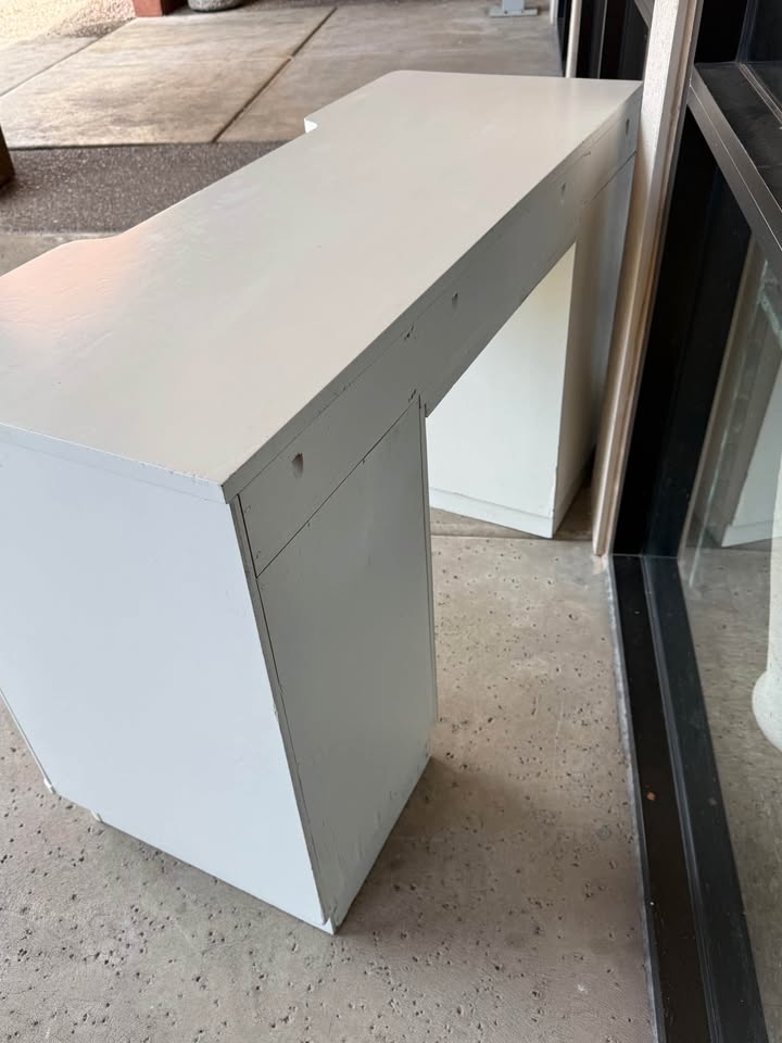 White Desk